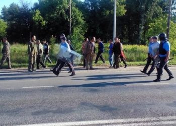 Колонна протестующих граждан Китая отправилась в Гомель