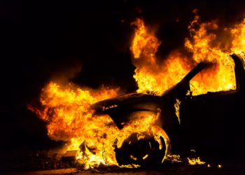 За сутки в Киеве горели пять авто