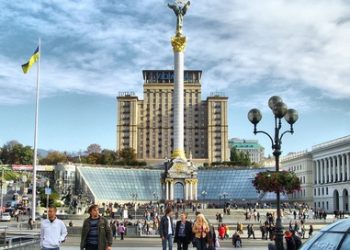 Реконструкция Майдана делается для уничтожения исторических памятников, - скульптур