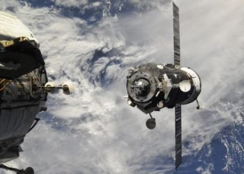 «Прогресс» успешно пристыковался к МКС