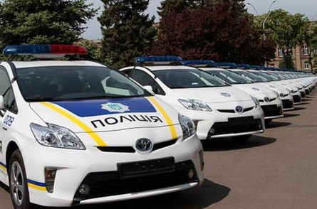 За последние двое суток новые патрульные Киева повредили 3 служебных автомобиля