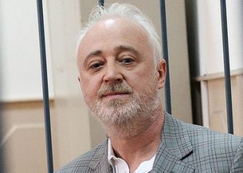 За экс-главой «Роснанотеха» будут следить при помощи электронного браслета