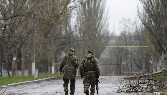 Из РФ на Донбасс зашло 20 тыс. человек в военной форме