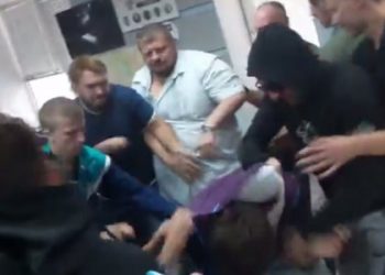 Лозовой и Мосийчук избили кандидата в народные депутаты Дурнева