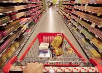 В Санкт-Петербурге разрешили продавать «санкционные продукты»