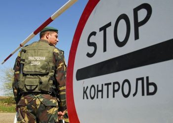 Четыре таможни на Западной Украине будет передано британской компании, - Яценюк