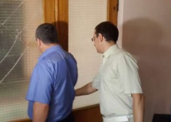 Ильичевский морской порт заблокировали неизвестные оперативники