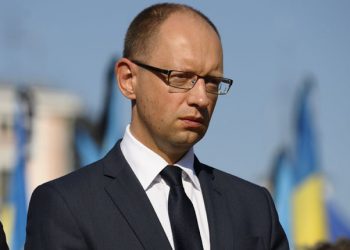 Яценюк настаивает на прошлогодней цене за транзит российского газа в Европу