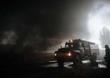 В Киеве произошел масштабный пожар на складах