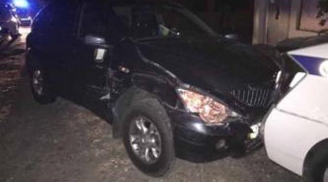 Киевлянин на чужой машине во время погони разбил два авто полиции