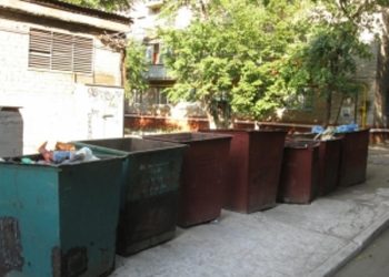 В Краматорске нашли мертвого ребенка в мусорном баке