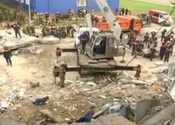 Семьям погибших при обвале казармы в Омске выплатят по 5,8 млн рублей, - Минобороны России
