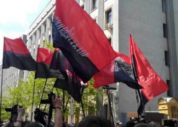«Азов» может доставить бойцов «Правого сектора» из Закарпатья в Мариуполь для суда