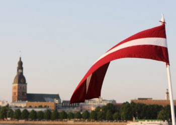 Латвия отправит 11 тонн медицинских средств для солдат в зоне АТО