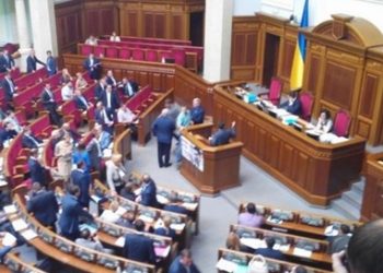 Владимир Парасюк набросился на нардепа из-за слов о «Правом секторе»