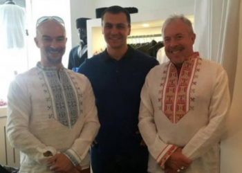 Андрей Макаревич в Киеве одел вышиванку