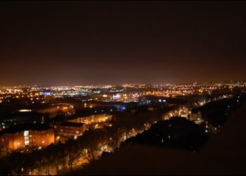 Жители Британии засняли черное кольцо в небе