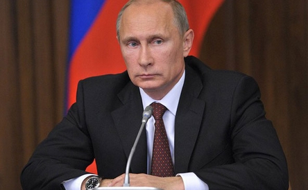 Президент России подписал законопроект о переносе парламентских выборов в 2016 году