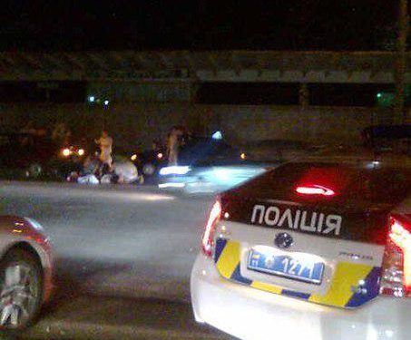Водитель в Киеве пригрозил патрульным пистолетом