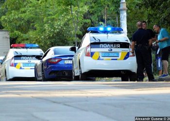 Элитный спорткар Maserati был перехвачен патрульной полицией в Киеве