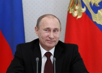 Путин разрешил уничтожать продукты, запрещенные в России