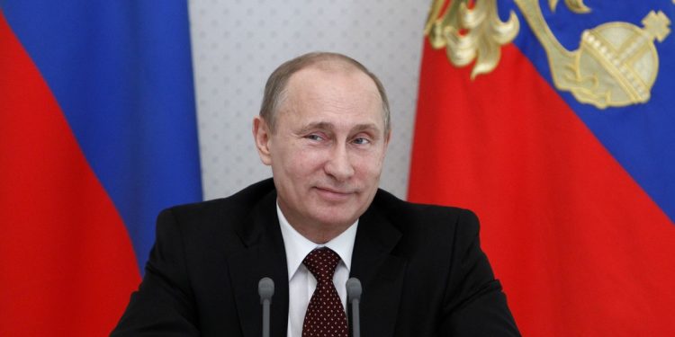 Путин разрешил уничтожать продукты, запрещенные в России