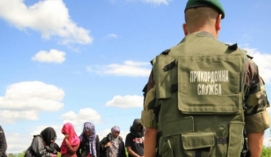 Под Мукачевом задержали 10 нелегалов из Ирака и Сирии, - ГПСУ