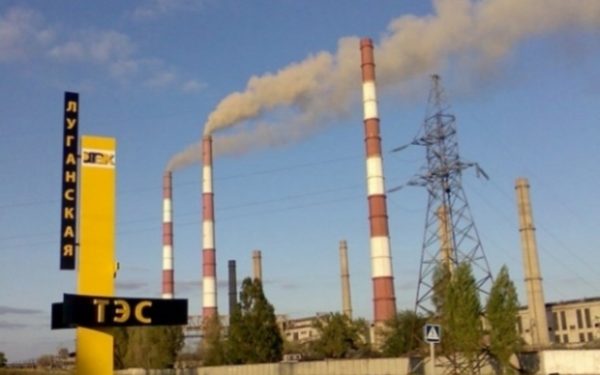 Два местных жителя ранены из-за обстрела города Счастье