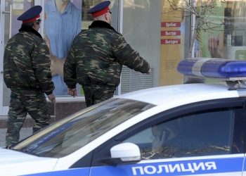 В Саратовской области оперативник сбил насмерть двух школьниц