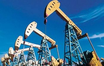 Цены на нефть падают на фоне сокращения экспорта Саудовской Аравией
