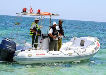 В Тунисе объявили чрезвычайное положение