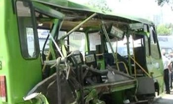 В России автобус врезался в отцепившийся грузовой прицеп, есть пострадавшие