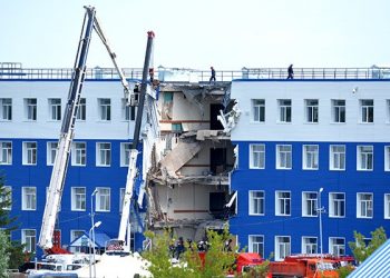 Полиция задержала подозреваемого в причастности к обрушению омской казармы