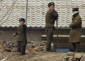 Южная Корея грозит КНДР жестким ответом на обострение ситуации
