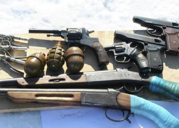Тайник боеприпасов оперативники нашли под Артемовском