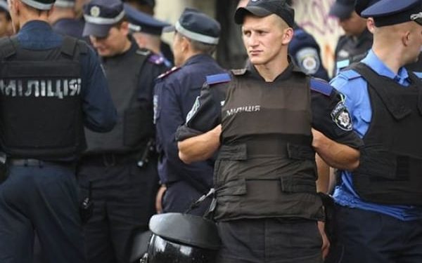 В центр Киева стянули несколько тысяч оперативников