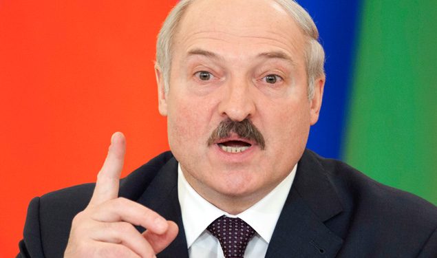 Украине «не надо было подставляться» с Крымом, - Лукашенко