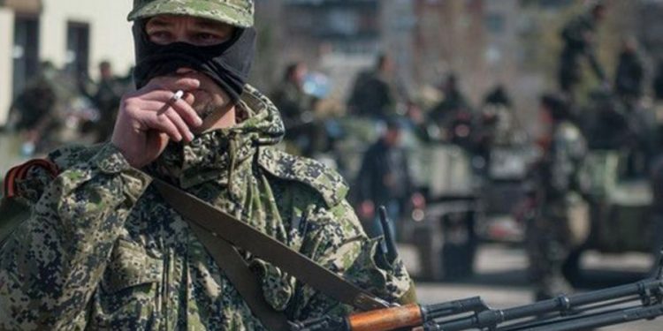Террористы запретили пересекать границу жителям Донбасса моложе 50 лет