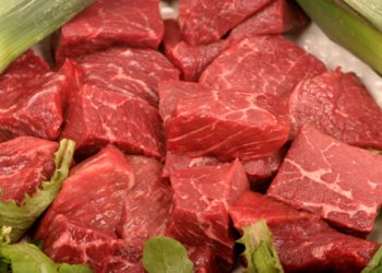 Контрабандное мясо на 200 тыс. пытались перевезти в зону АТО
