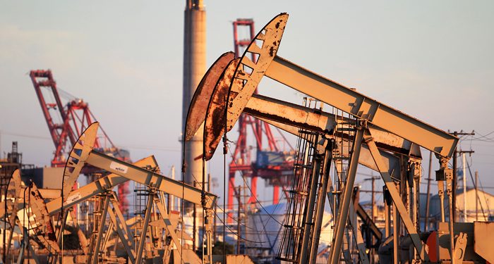 СМИ: Цена нефти снизилась до 40 долларов