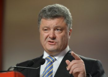 Петр Порошенко поручил милиции обеспечить безопасность избирателей в Мариуполе