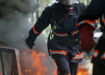 В Буче горит склад с горючим: есть видео