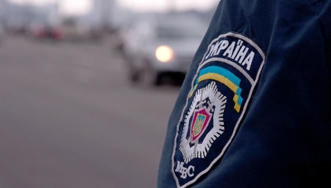 Оперативники на границе с Россией задержали автобус с контрабандой