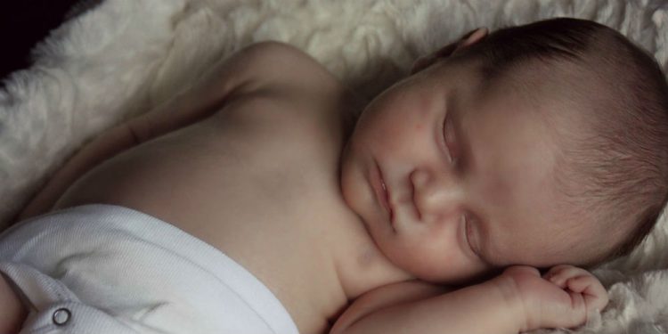 Эксперты рассказали о нестандартных способах заснуть