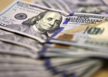 Украина получила деньги второго транша кредита МВФ