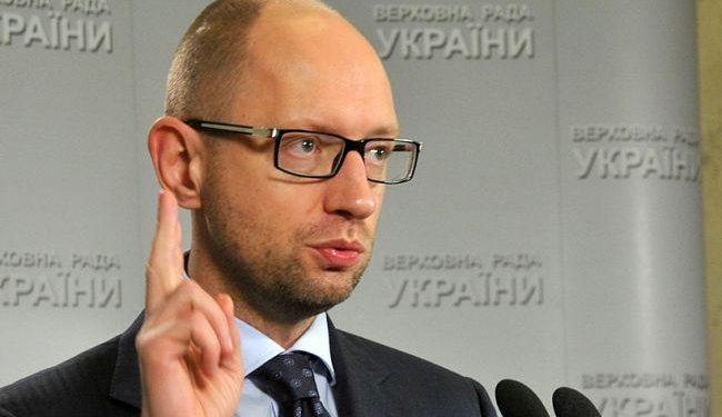 Яценюк поручил провести проверки харьковских медиа