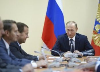 Путин уволил 12 высокопоставленных силовиков