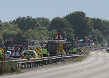Число погибших на авиашоу в Британии возросло до 11 человек, - пресса