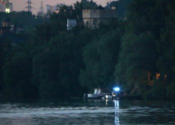 CМИ: Полет упавшего в Москву-реку вертолета не был согласован