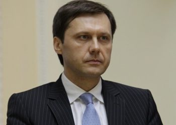 Игорь Шевченко подаст в суд на Яценюка